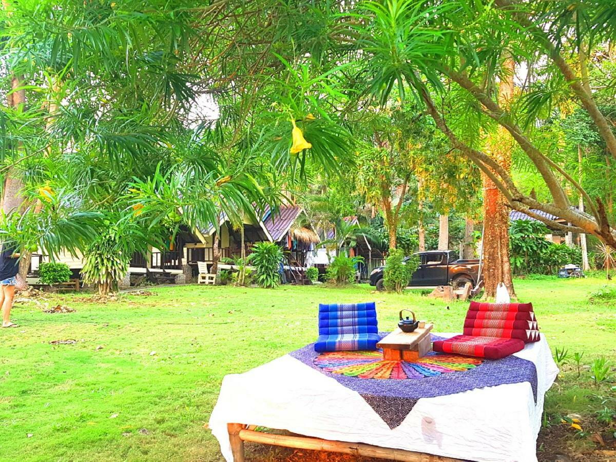 Hotel ฺbay Yard Hut Koh Chang Exterior foto